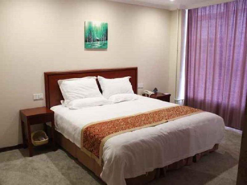 Greentree Inn Shanghai Jiading The South Of F1 Circuit Fangtai Hardware Market Express Hotel Bagian luar foto