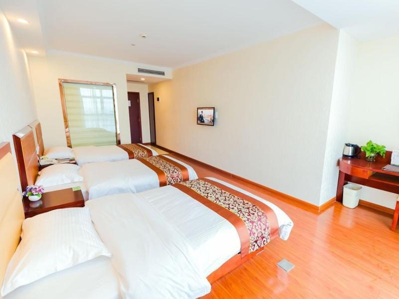 Greentree Inn Shanghai Jiading The South Of F1 Circuit Fangtai Hardware Market Express Hotel Bagian luar foto