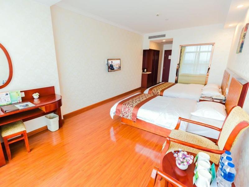 Greentree Inn Shanghai Jiading The South Of F1 Circuit Fangtai Hardware Market Express Hotel Bagian luar foto