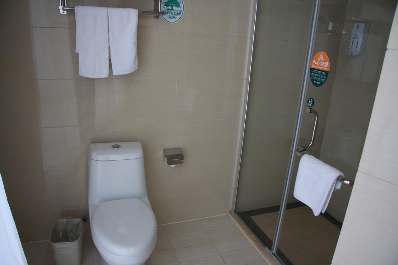Greentree Inn Shanghai Jiading The South Of F1 Circuit Fangtai Hardware Market Express Hotel Bagian luar foto