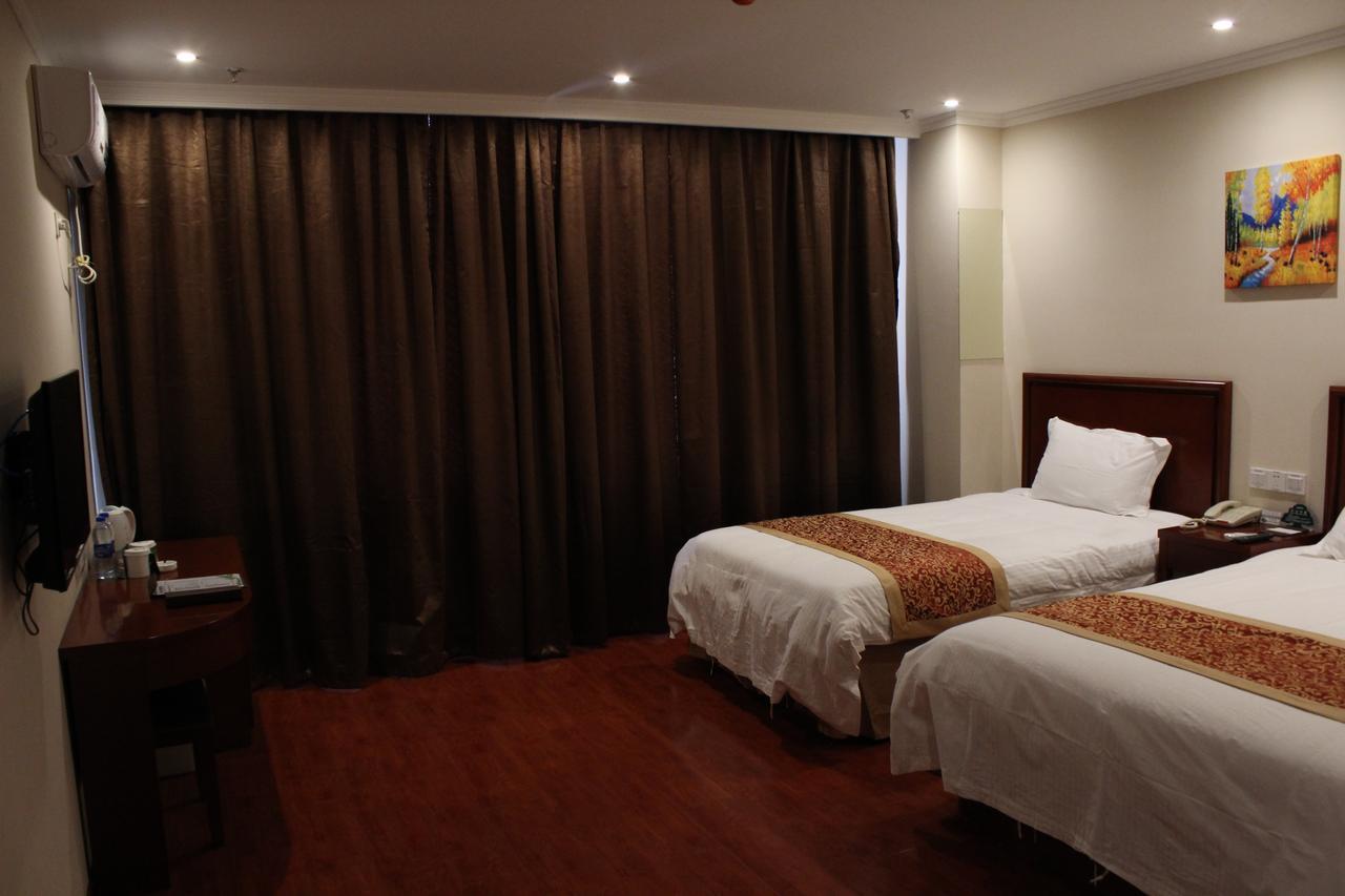 Greentree Inn Shanghai Jiading The South Of F1 Circuit Fangtai Hardware Market Express Hotel Bagian luar foto